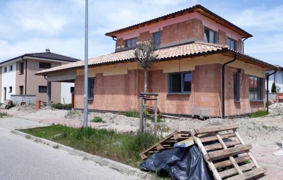 Rozostavaný rodinný dom v Bratislave
