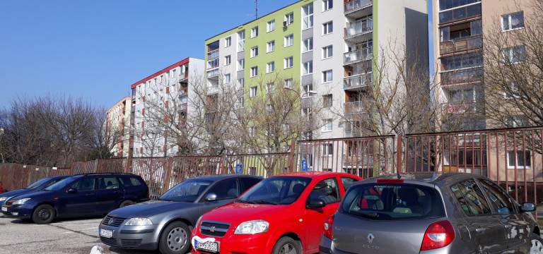 Kde v Bratislave pribudnú nové parkovacie miesta?